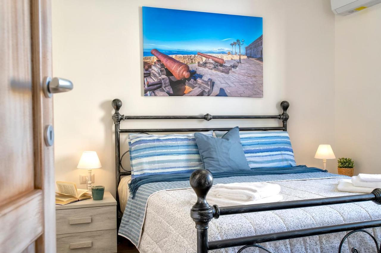 Pufferfish Apartment With Private Terrace Alghero Buitenkant foto
