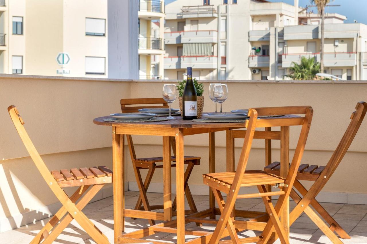 Pufferfish Apartment With Private Terrace Alghero Buitenkant foto