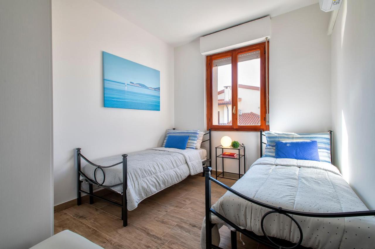 Pufferfish Apartment With Private Terrace Alghero Buitenkant foto
