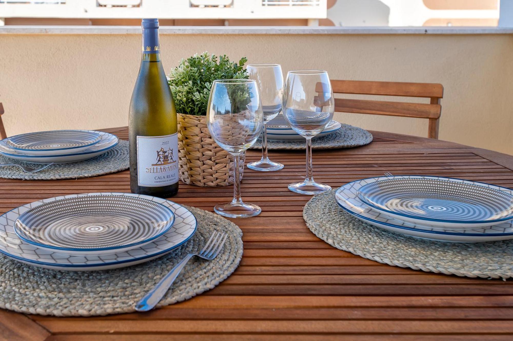 Pufferfish Apartment With Private Terrace Alghero Buitenkant foto