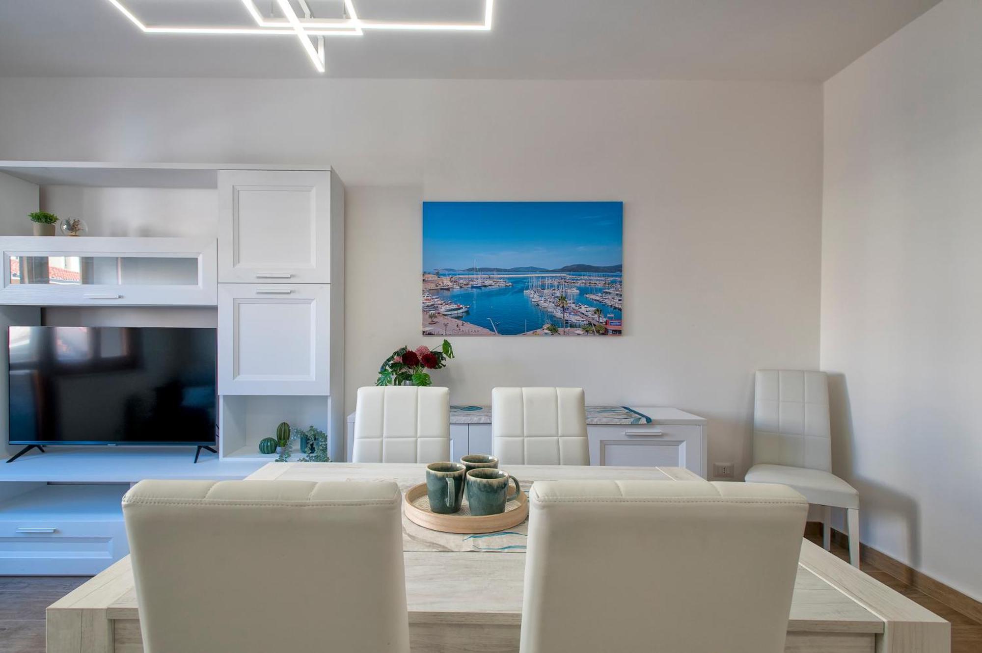 Pufferfish Apartment With Private Terrace Alghero Buitenkant foto