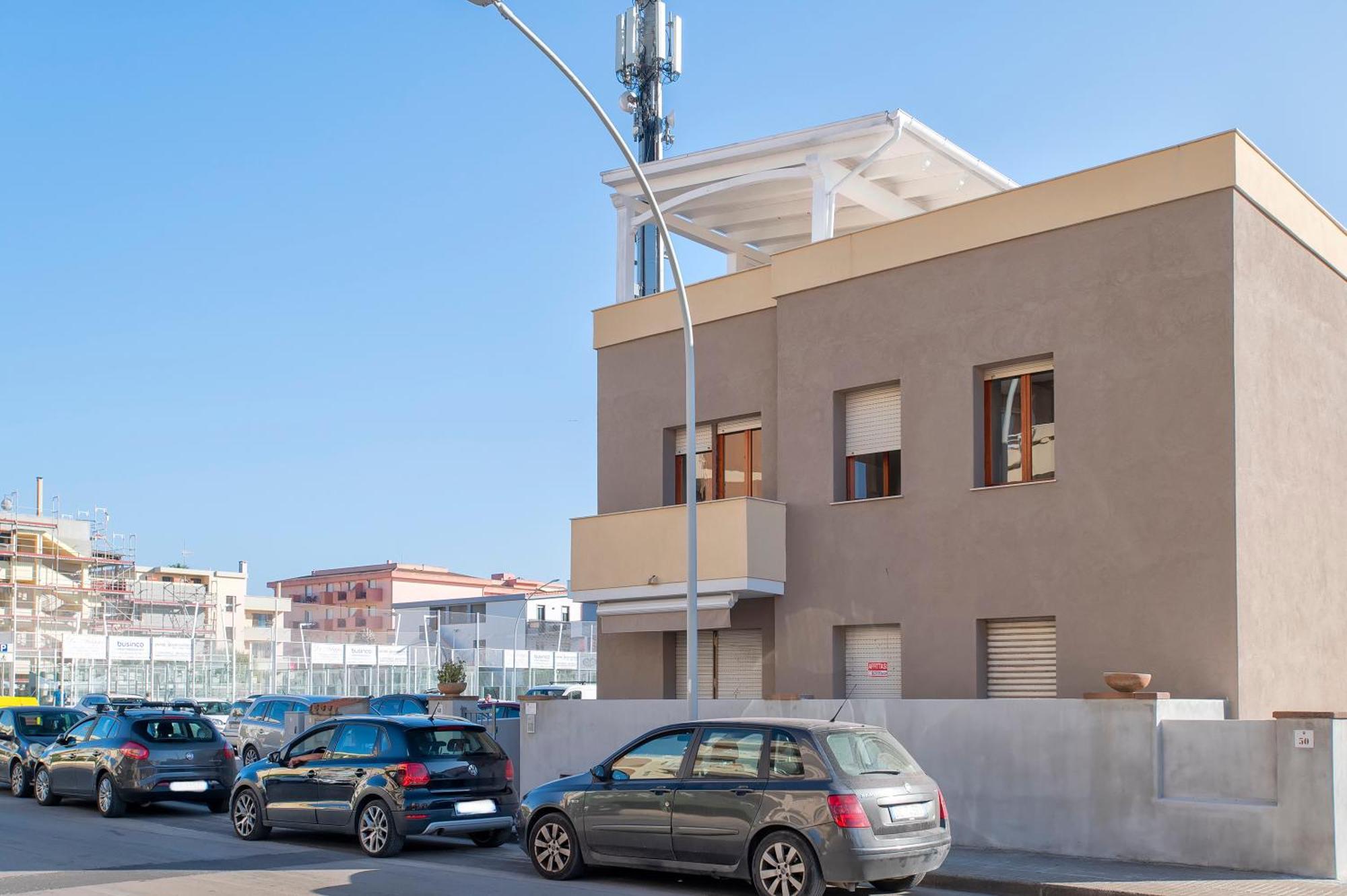 Pufferfish Apartment With Private Terrace Alghero Buitenkant foto